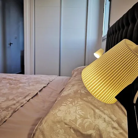 Cozy With Sea Views In Apartment Torrevieja