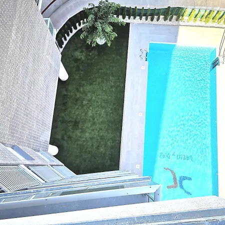 Cozy With Sea Views In Apartment Torrevieja